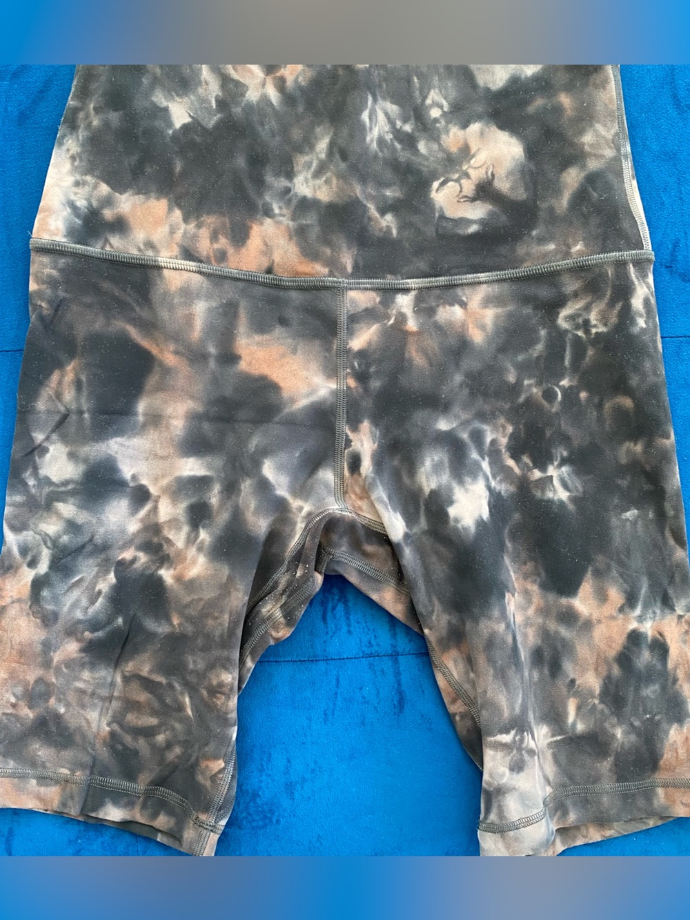 LULULEMON Align Super-High-Rise Shorts